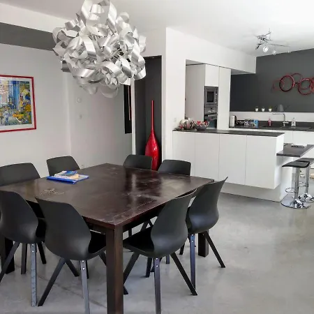 Centre Avec Sauna - Jacuzzi - Parking - 5 Etoiles Villa